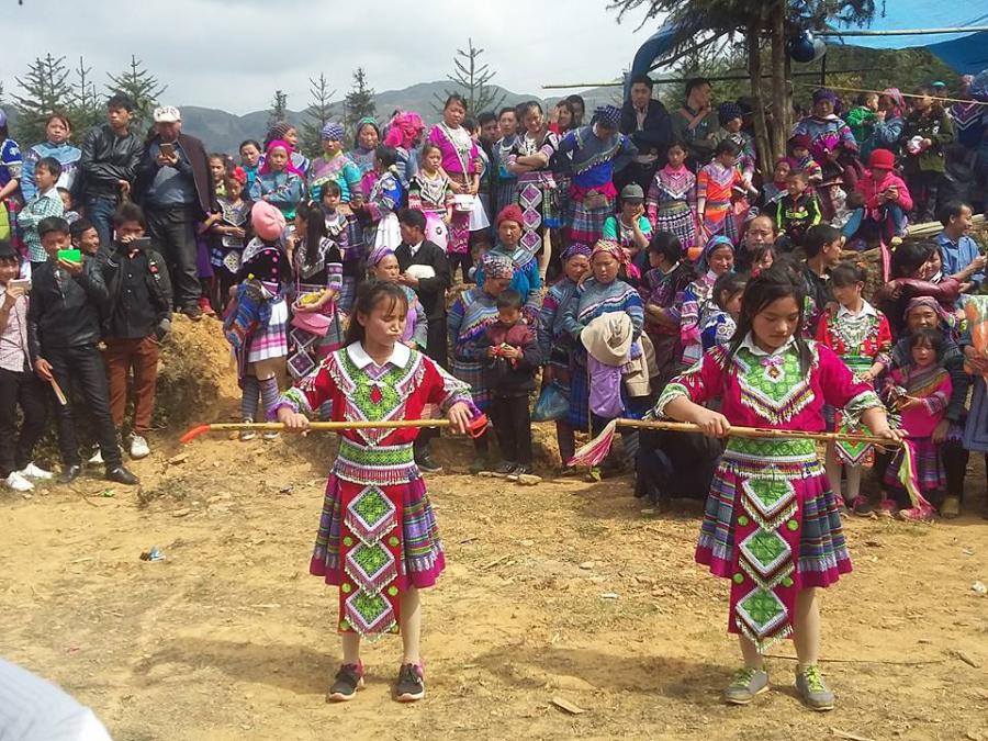 Nét đặc trưng lễ hội Gầu Tào của người Mông
