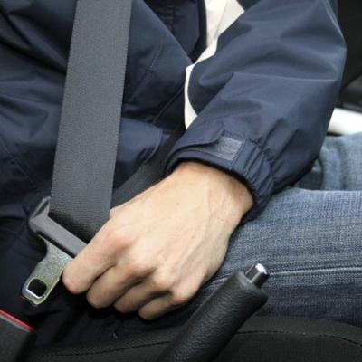 Không thắt dây an toàn khi lái xe ô tô bị xử lý như thế nào?
