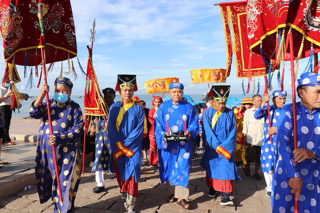 Lễ hội Dinh Cô - Lễ hội nước độc đáo diễn ra ở Bà Rịa Vũng Tàu 